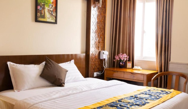 California Saigon Hotel