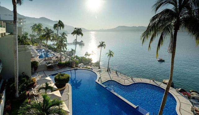 Camino Real Acapulco Diamante