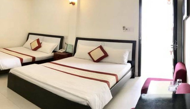 Canary Hotel - Luxury rooms in the Hue City Center - "Easy walking" to visit