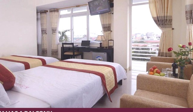 Canary Hotel-Room has Balcony with Hue City View - "Easy walking" to visit [61]