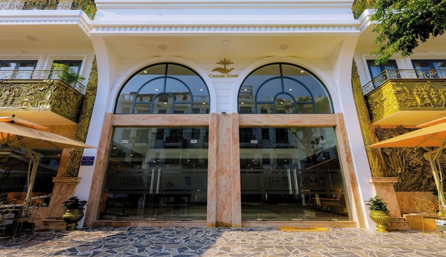 Cannes Hotel