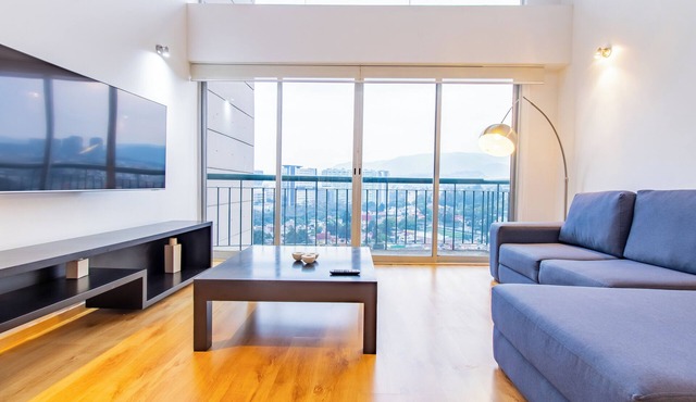 Capitalia - Duplex w/CoWork & GYM