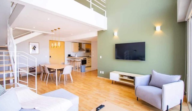 Capitalia - Duplex, Sleek & Modern