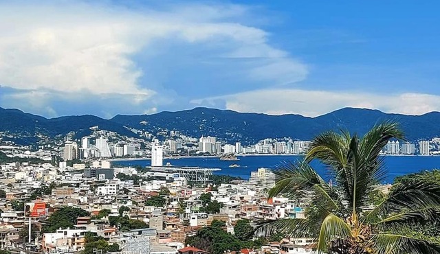 Casa céntrica Vista ala bahía.