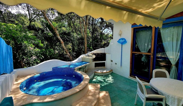 Casa Cielo, Surrounded by Nature With Jacuzzi