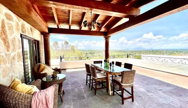 Casa de campo LOS Olivos para 10 personas con alberca
