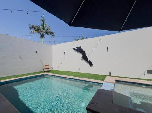 Casa Delfines, 2Br home in quiet neighborhood 10 min from downtown