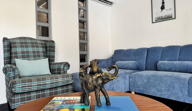 Casa Guadalajara Ground Floor - Centric, Family, A/C
