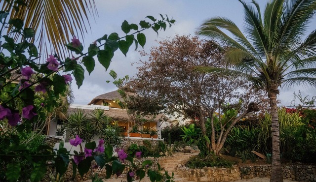 Casa La Bomba - Luxury and Serenity atop La Punta
