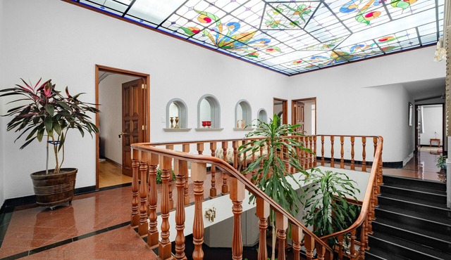 Casa Lila: Perfect 6BR House & Garden in COYOACAN
