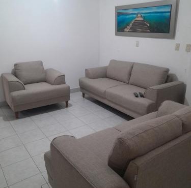 Casa muy cerca de plaza central
