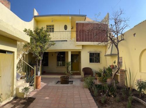 Casa Mandarina