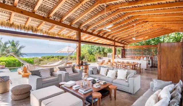 Casa Marena on the beach