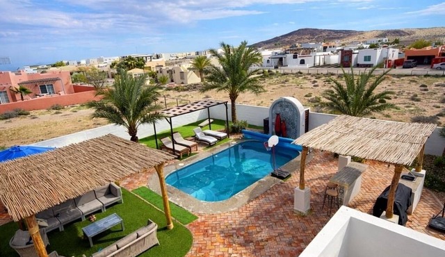 Casa Marimar with private heated pool at Laguna Shores Resort