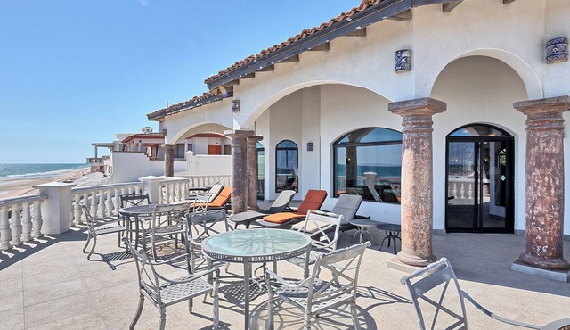 Casa Playa – Oceanfront, Sleeps 10, Rocky Point