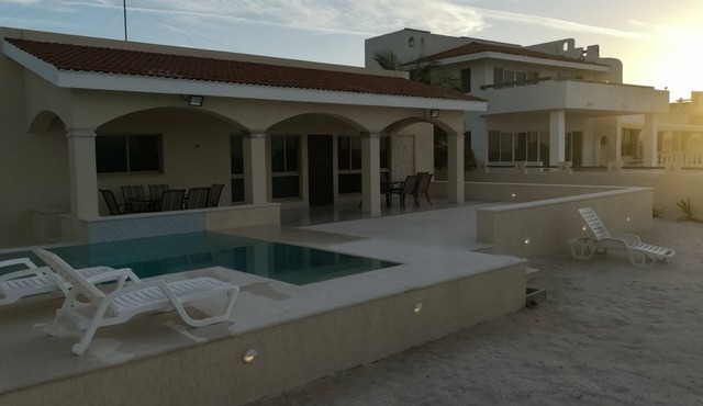 CASA PLAYA FRENTE AL MAR, ENTRADA RAM CHIXCHULUB PUERTO