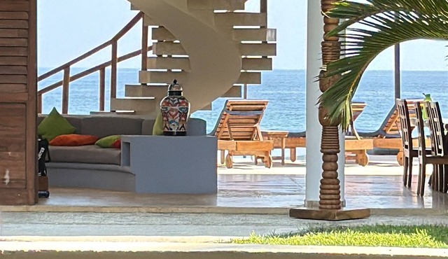 Casa STÁA OCEANFRONT PUERTO ESCONDIDO, PRIVACY OCEANFRONT HOUSE