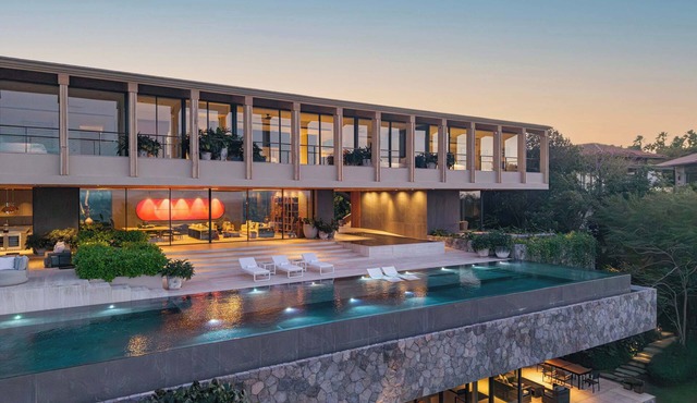 Casa Tukipa: 4BR High-End Villa w/Private Pool