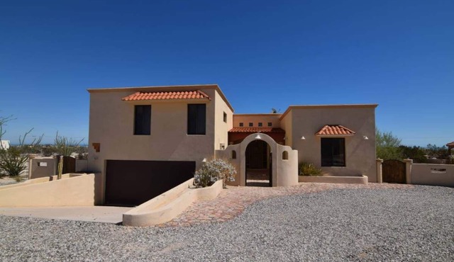 Casa Welch: Spacious 3BR home in Resprt