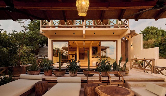 Casa Zpada