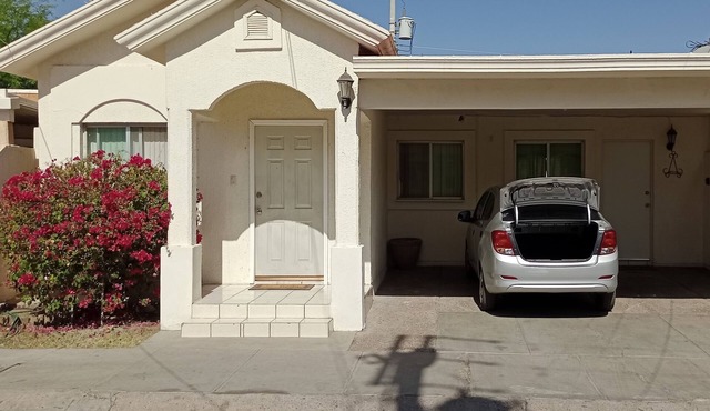 Central house 4 bedrooms 3 bathrooms 10 beds