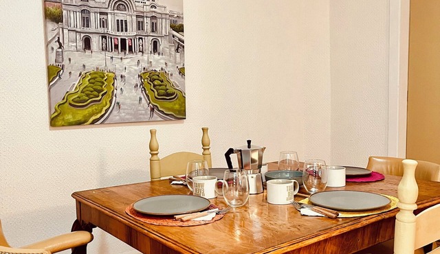 Centrally located and walkable CDMX, everything within walking distance.