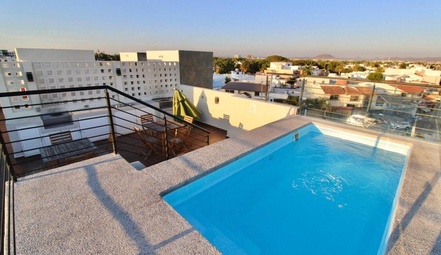 Centrally located apartment 2 min from Zona Dorada by Gpsrentas