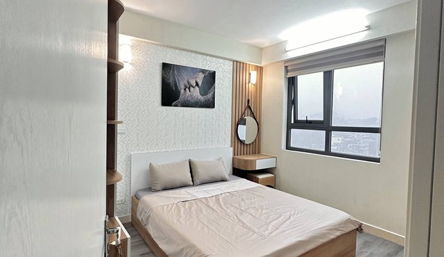 Charming 1-bedroom apartment in brilliant Hạ Long with AC, WiFi, Local Friendly