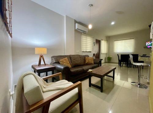 Charming Condo in Gaviotas Walk to Beach cafes, restaurants within Golden Zone