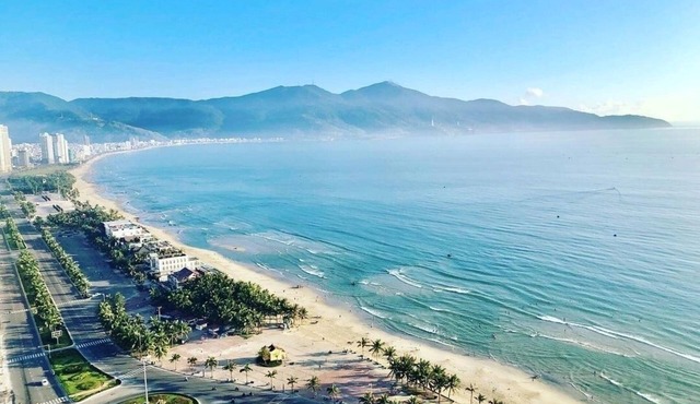 Chiori Seaside Hotel Da Nang