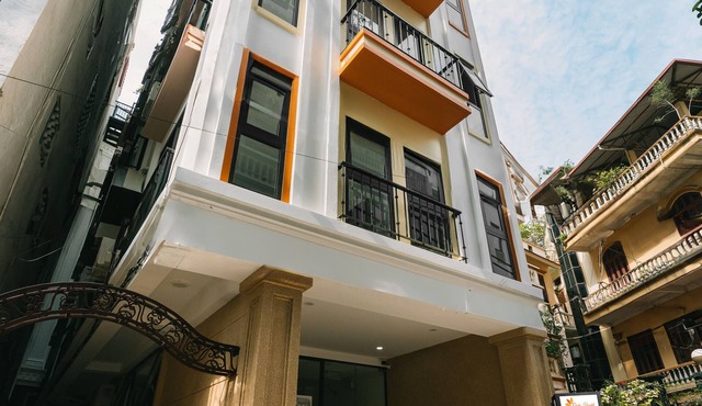 Cindy's Westlake Apartment