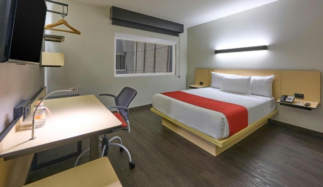 City Express by Marriott Ciudad de México La Villa