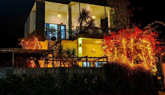 Co To Center Homestay