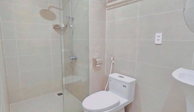 Comfy 1 Bedroom Apartment–Walk to Lottemall Tay Ho
