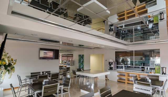 Concept Hotel - Centro Zamora