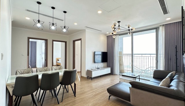 Cozy 2-bedroom apartment in amazing Hà Nội with fitness room, AC