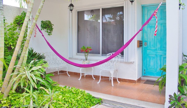 Cozy 2 Floors & 4 Bedroom Villa in Cozumel. V8