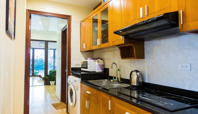 COZY 2BR APARTMENT WITH THE AMAZING LAKE VIEW