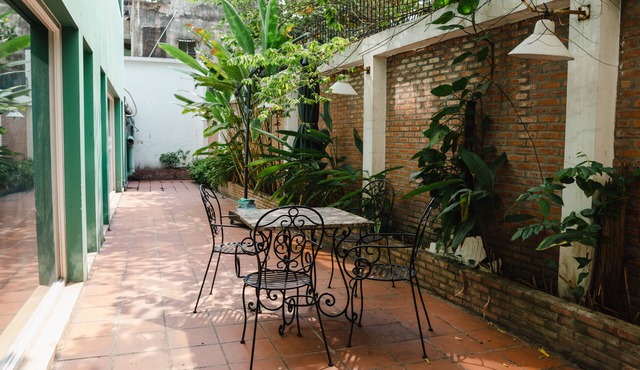 Cozy new 2br in the heart of Saigon
