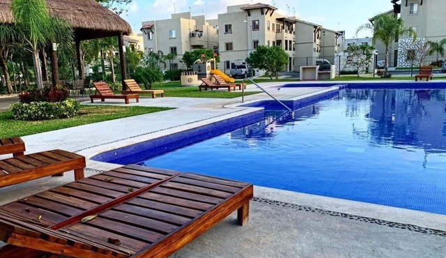 Cozy Private Apartment, Pool, GYM, 10 MIN 5ft Av