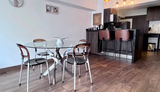 CS302- 3BR/3BTH - One Bedroom Apartment, Sleeps 6