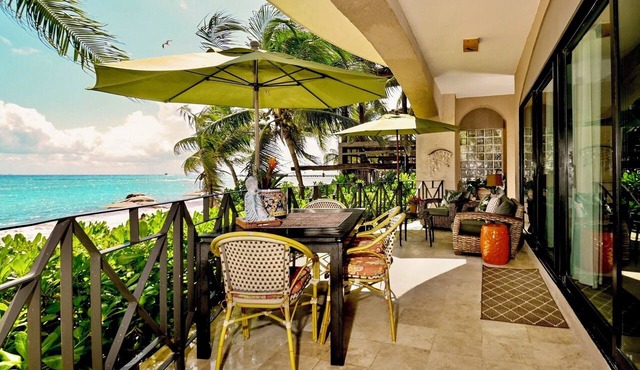 Delightful Luna Encantada D1-True Beachfront Luxury- Susan Mattingly