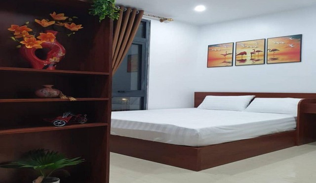 Deluxe Double Bed Room in Great Location ! Vinhome Imperia Hai Phong