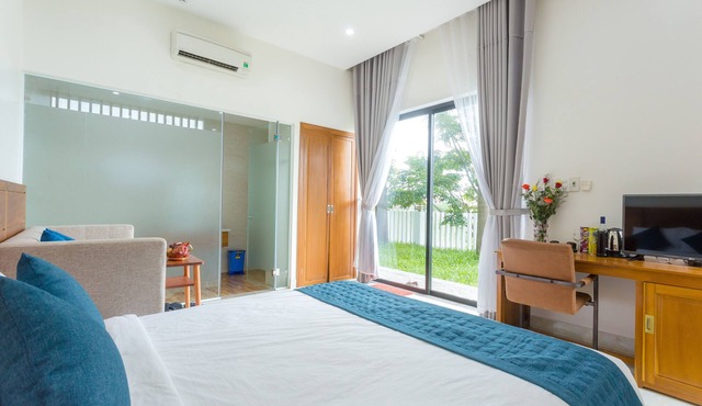 Deluxe Double Room-Garden View