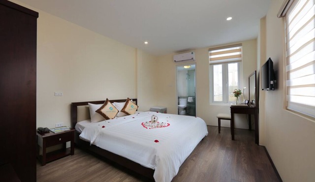 Deluxe Double room in the heart of the old quarter