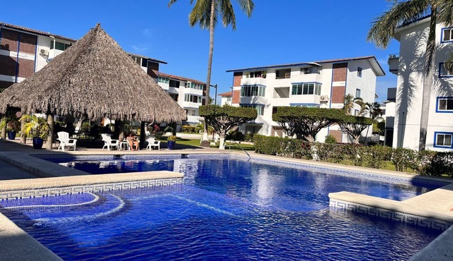 Departamento Céntrico en Planta Bajá a tan Solo 10 Minutos del Malecón