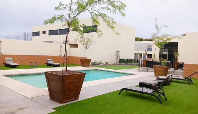 Departamento de lujo nuevo con Alberca y Gimnasio