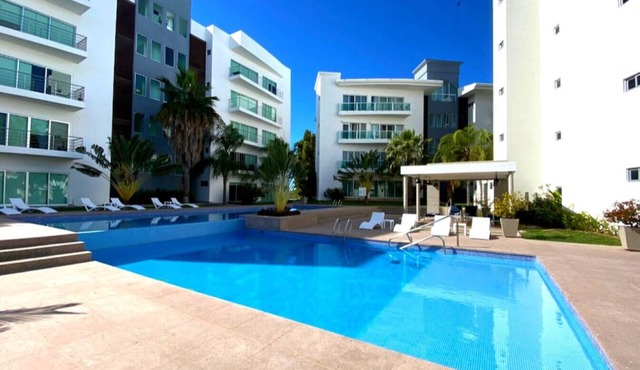 Departamento Isla Marina Mazatlán con alberca