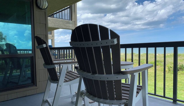Direct Oceanfront Seaside Retreat Close to Vilano. St Augustine, Amazing Views