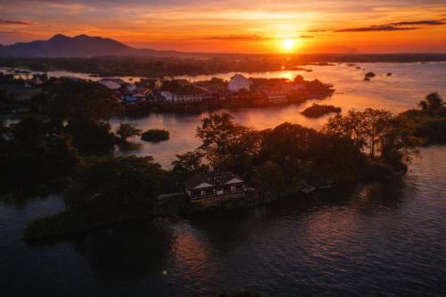 Don Falang Homestay- Private Island & Beach